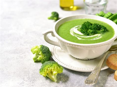brokoli kereviz çorbası